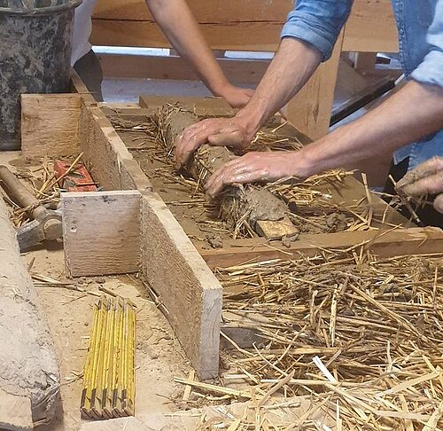 Sommerakademien und Workshops zum bidirektionalen Wissens- und Fertigkeitstransfer im Lehmbau und deren Einfluss auf Image und Akzeptanz von Bauen und Leben mit Lehm